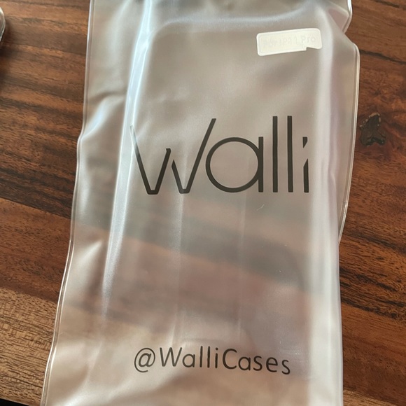 iPhone 11 Pro iPhone case - Picture 3 of 4